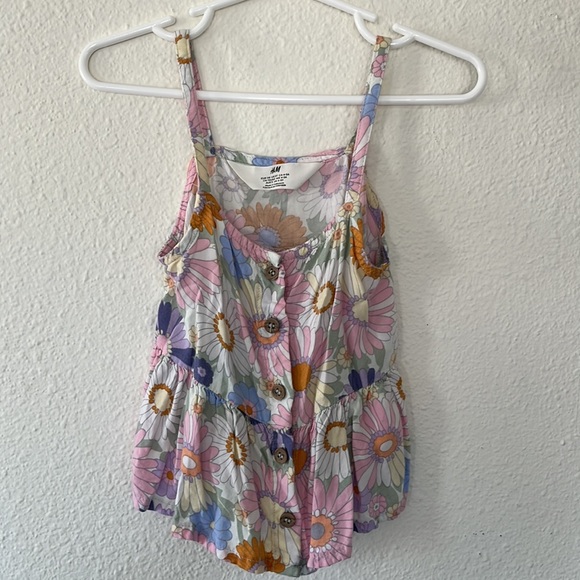 Kids Size 4T-5T Bundle! 6 items(3 tops and 3 dresses) all exactly as pictured! - Picture 7 of 7